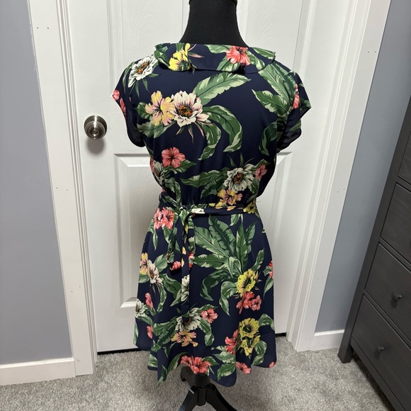 Aritzia - Sunday Best Dress - Picture 5 of 6